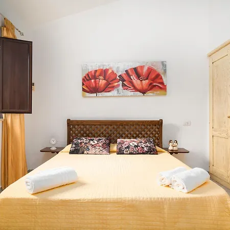 Casa Su Barone 1 Semesterbostad Orosei