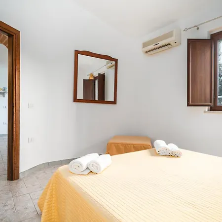 Semesterbostad Casa Su Barone 1 Orosei